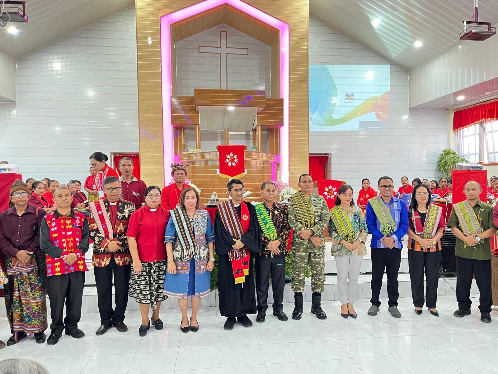 “Anggur Kristus yang Memperbaharui”: Peringatan Air Berubah Menjadi Anggur 2026 Resmi Dibuka di Maranatha SoE