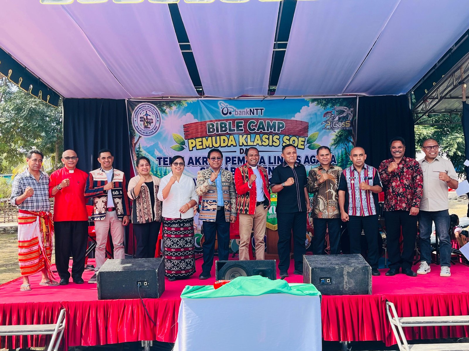 Ratusan Pemuda Hadiri Pembukaan Bible Camp Pemuda Klasis Soe dan Temu Akrab Lintas Agama Se-Kabupaten TTS